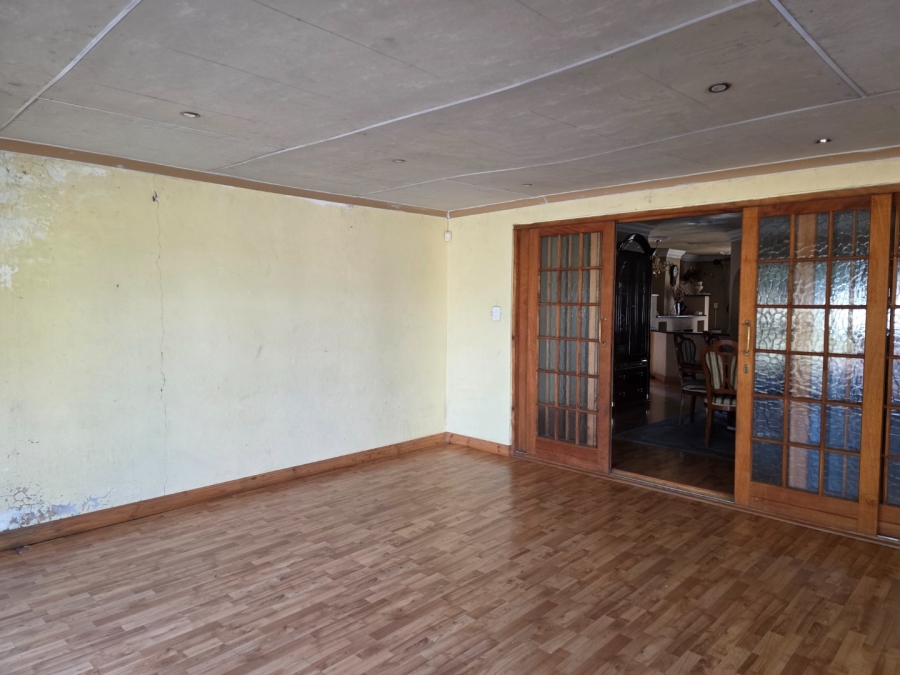 3 Bedroom Property for Sale in Vaalpark Free State